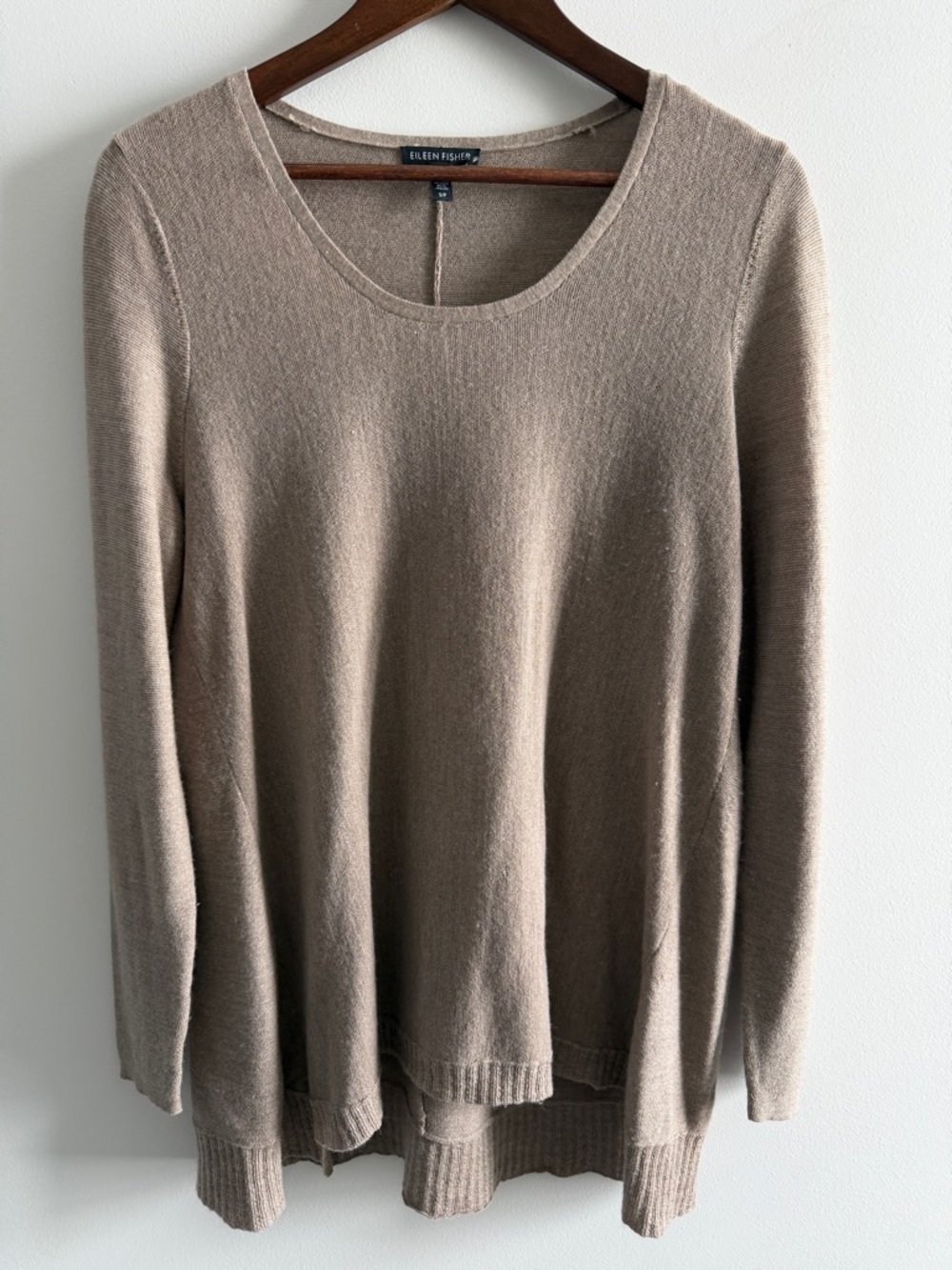 Eileen Fisher 100‎ % Merino Wool Lightweight Sweater Long Sleeve Minimalist